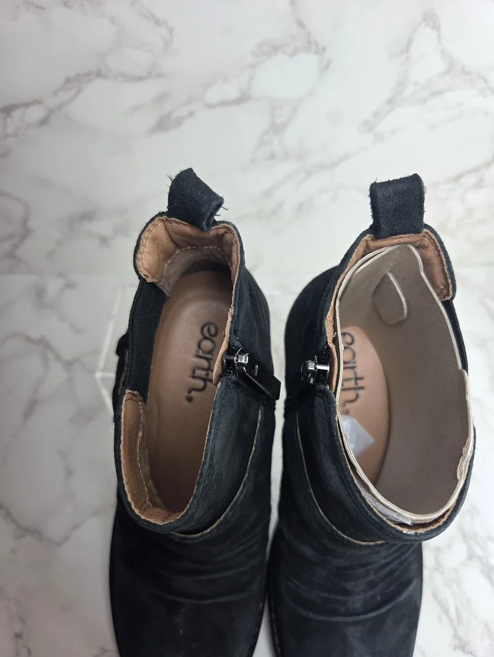 N/A stylish black